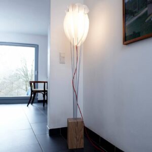 Stojací lampa Tulip s červeným kabelem