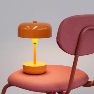 Dyberg Larsen Haipot LED stolní lampa aku oranžová