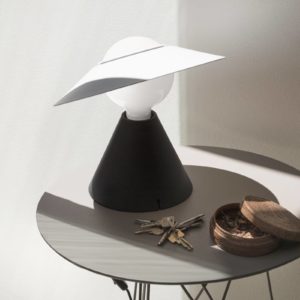 Stilnovo Fante LED stolní lampa, 2 700 K, černá