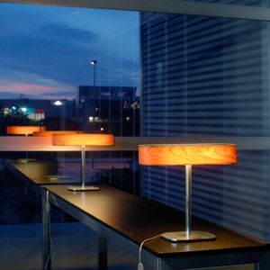LZF I-Club LED stolní lampa, stmívač, třešeň