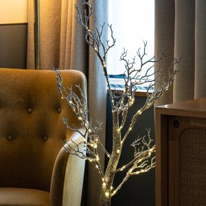 Tora Tree LED strom, hnědý/bílý zasněžený